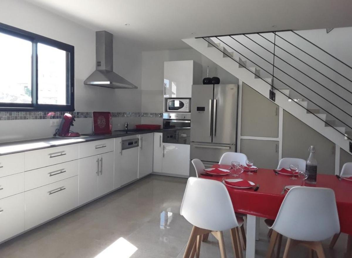 Villa En Bord De Plage แซ็ต ภายนอก รูปภาพ
