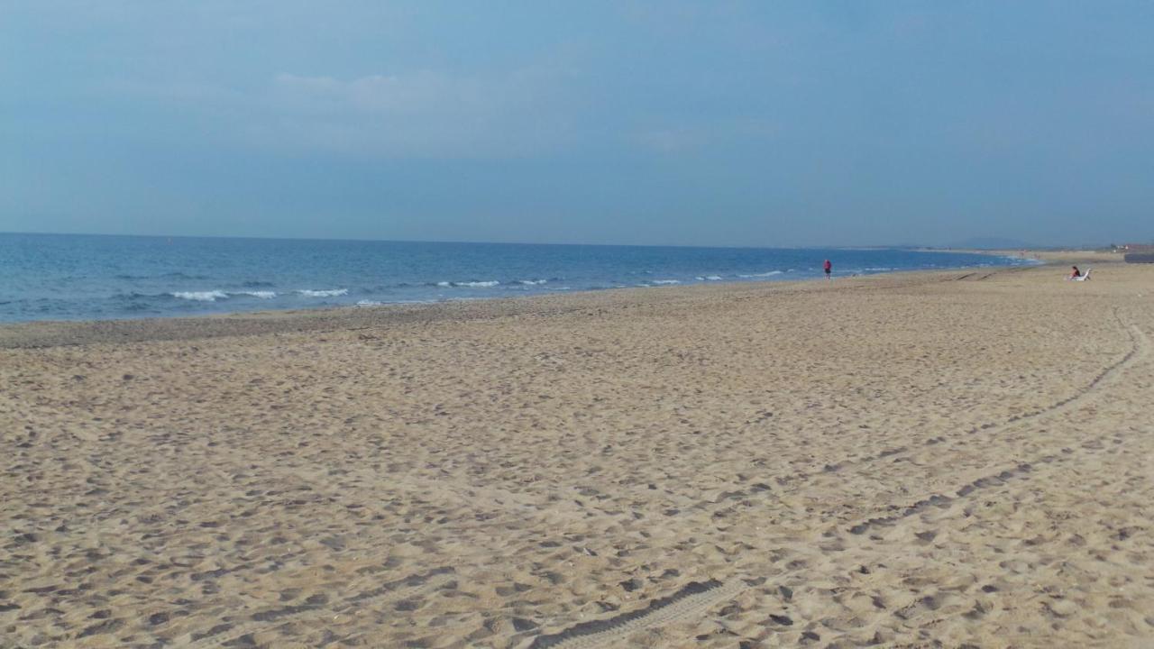 Villa En Bord De Plage แซ็ต ภายนอก รูปภาพ